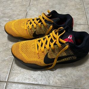 Nike mens Kobe 11 elite low